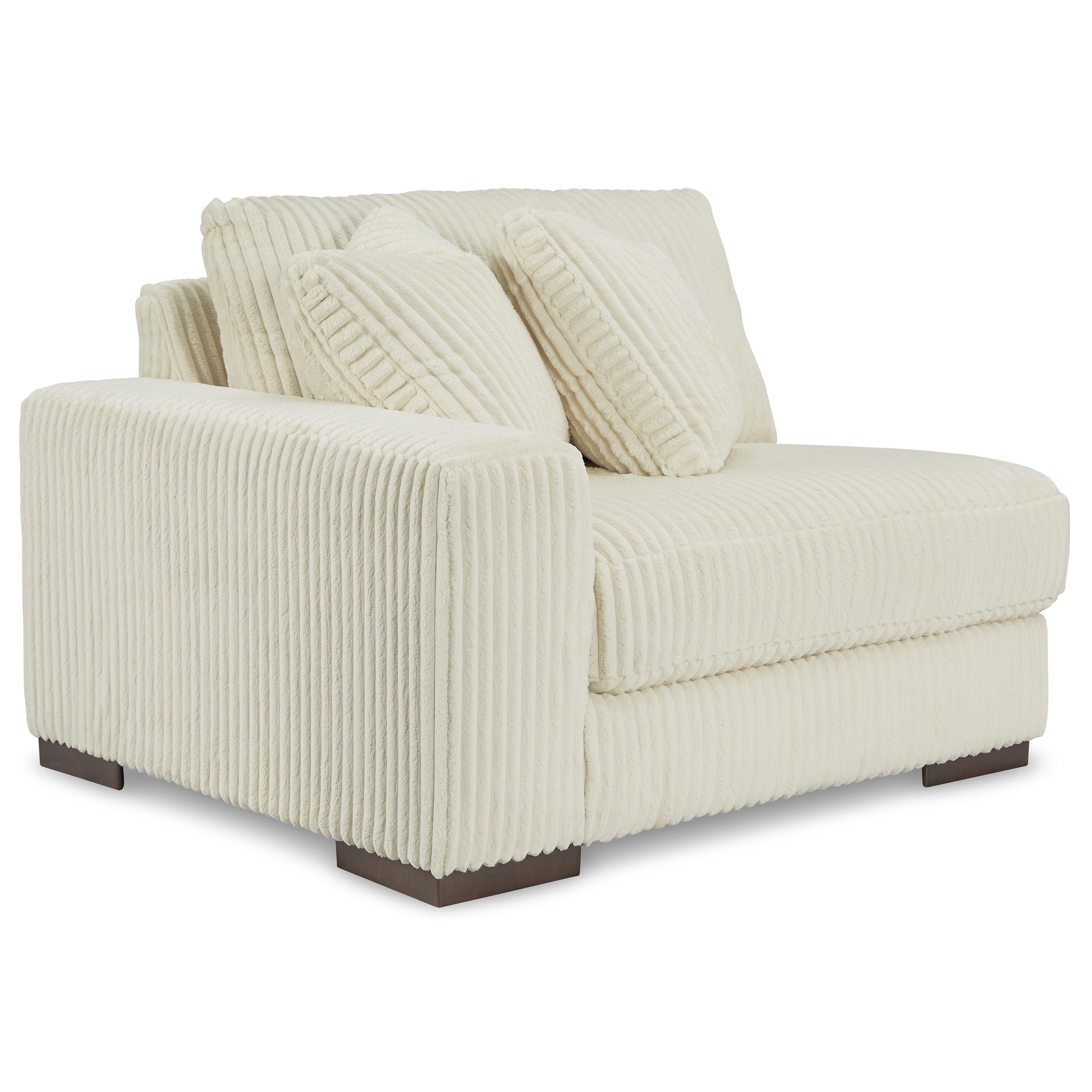 Elegant Ivory Fabric 3-Seater Sectional Sofa with Right-Facing Chaise by Lindyn