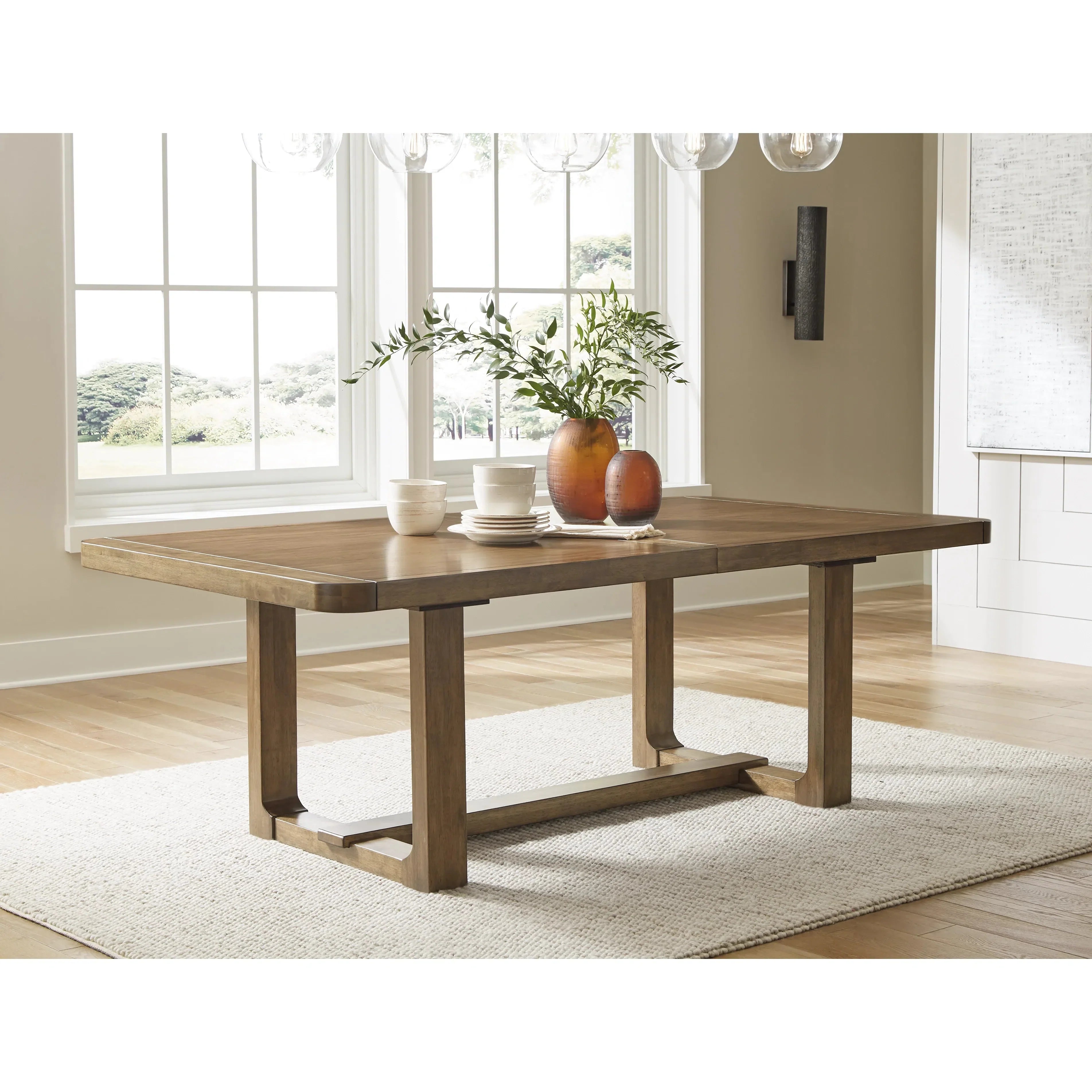 Cabalynn Expandable Dining Table for Versatile Gatherings