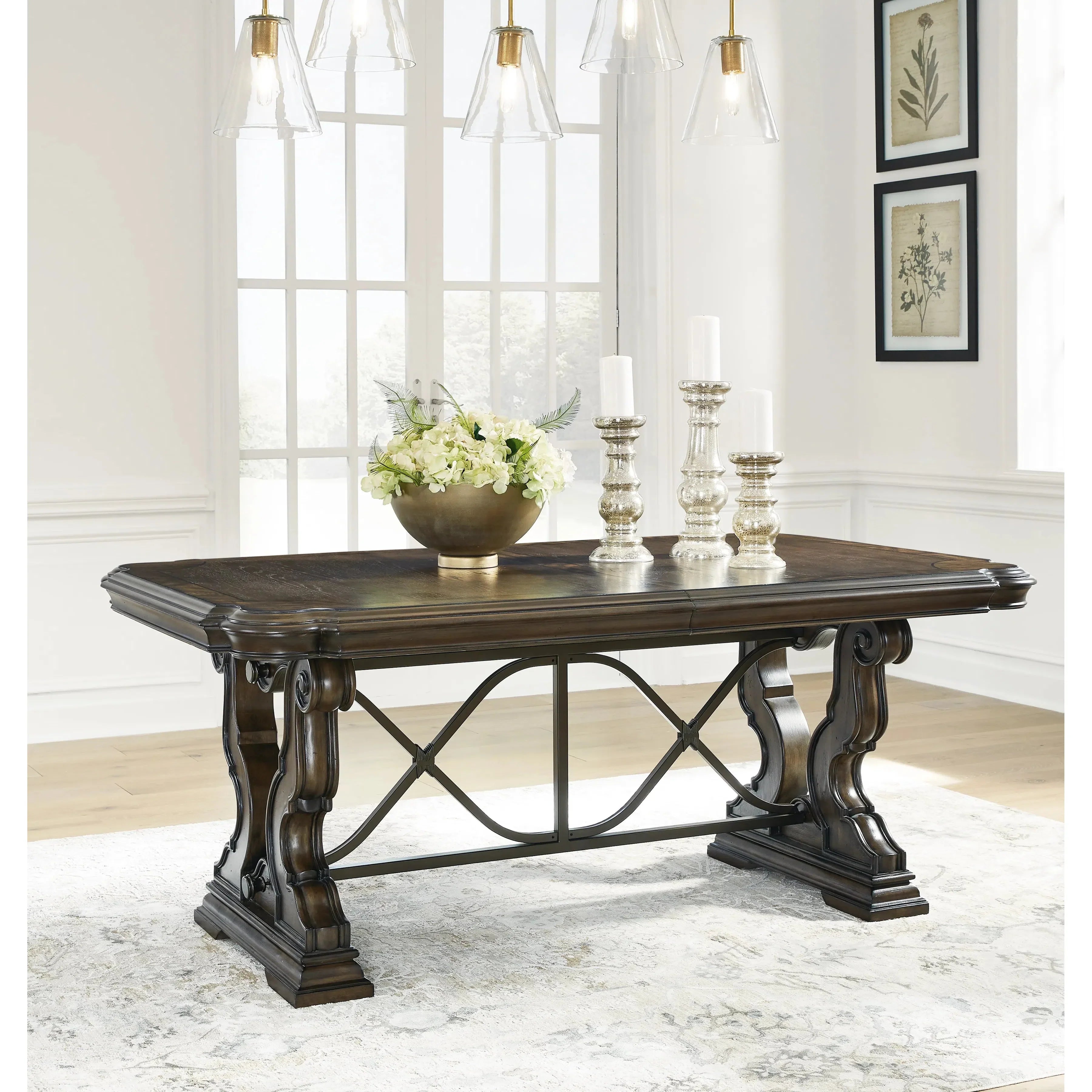 Stylish Maylee Expandable Dining Table for Versatile Dining Experiences