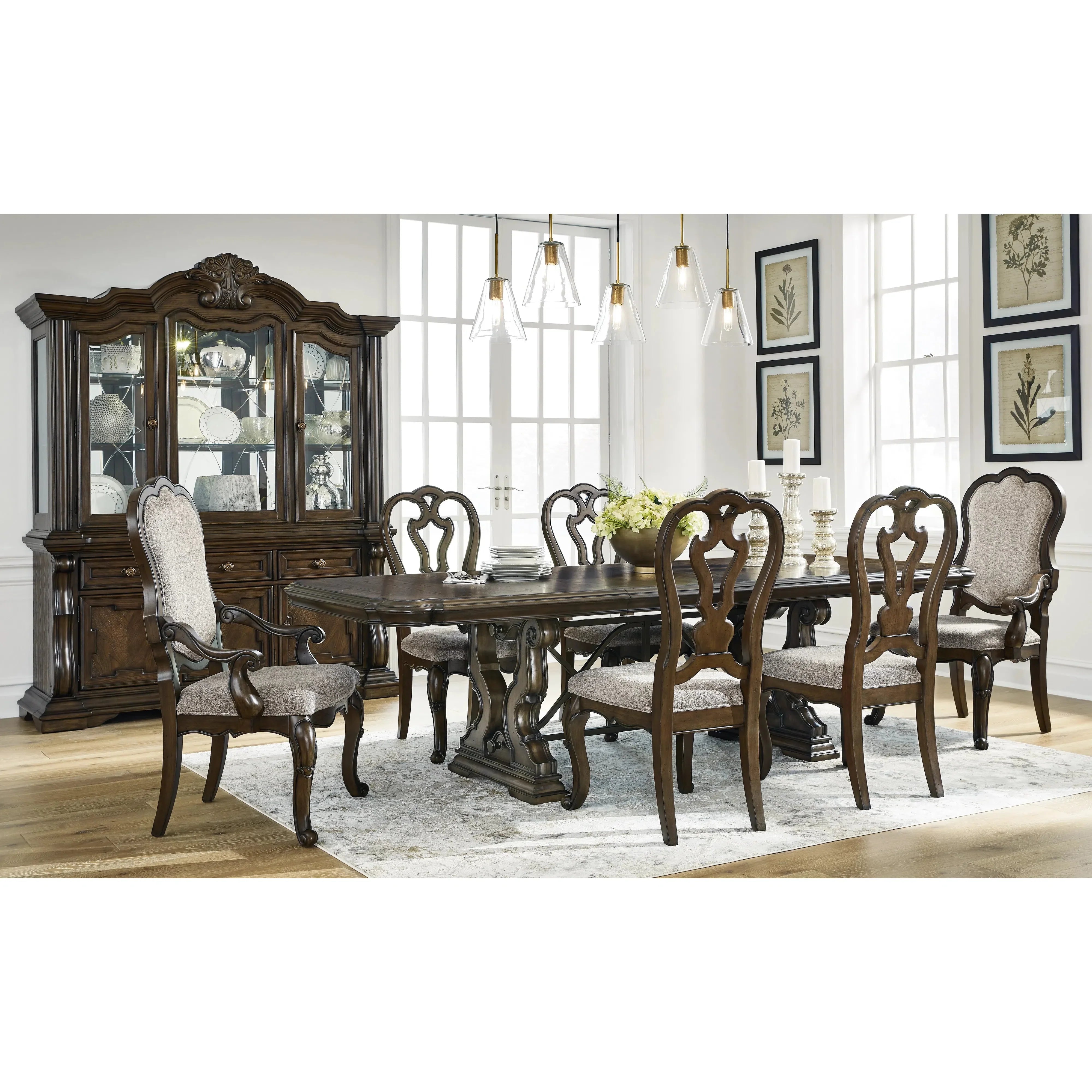 Stylish Maylee Expandable Dining Table for Versatile Dining Experiences